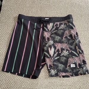 Men's Duvin Swim Trunks Board Shorts. XL, Tiger Print Swimwear
